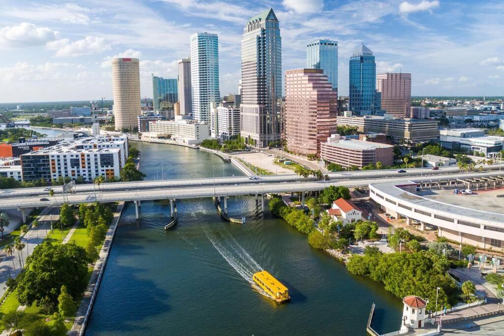 Betterplace 2-bedooms Walk To Armature Works And Downtown Apartment Tampa